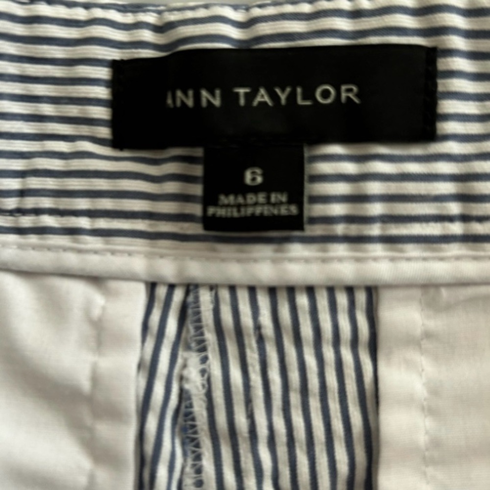 Ann Taylor Seersucker Shorts Tailored Design - Picture 9 of 10
